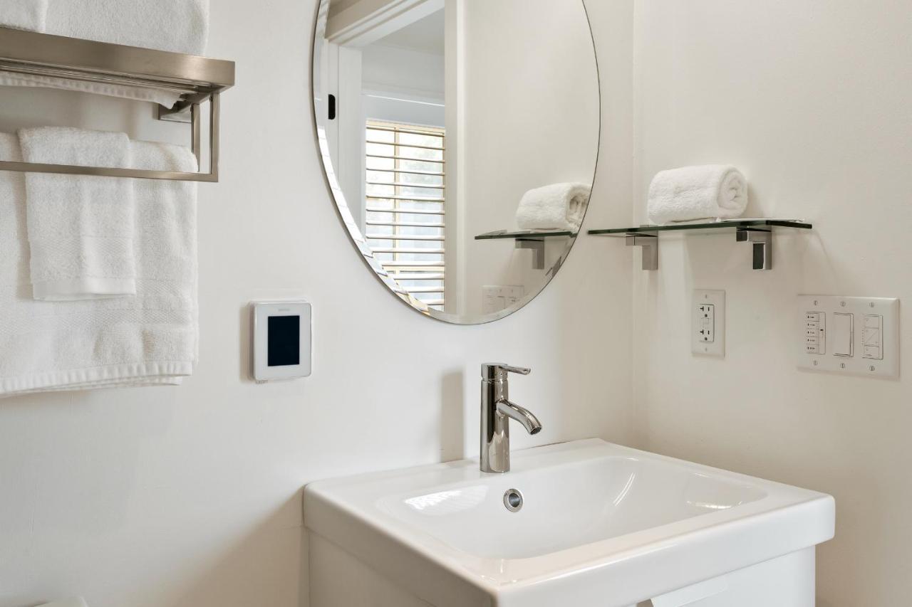 Boutique Room Steps From Downtown Mall Rose Jean - Room 4 Charlottesville Exterior foto