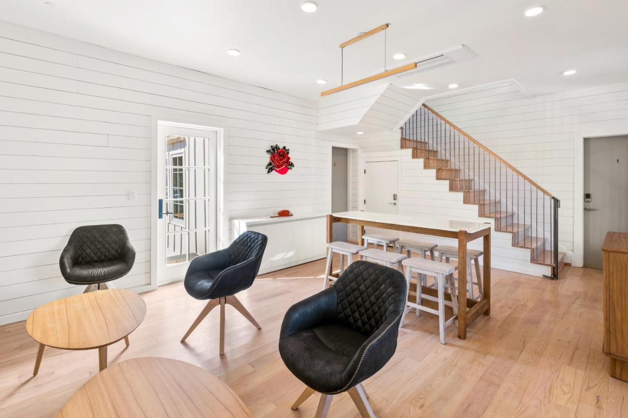 Boutique Room Steps From Downtown Mall Rose Jean - Room 4 Charlottesville Exterior foto